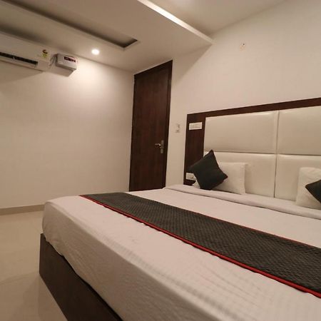 Hotel Tark Inn Near Igi Airport Νέο Δελχί Εξωτερικό φωτογραφία