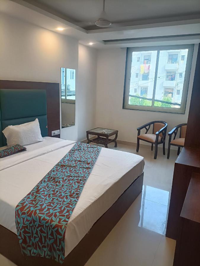 Hotel Tark Inn Near Igi Airport Νέο Δελχί Εξωτερικό φωτογραφία