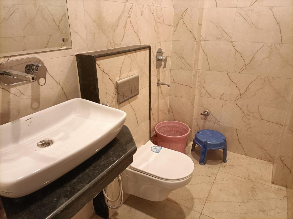 Hotel Tark Inn Near Igi Airport Νέο Δελχί Εξωτερικό φωτογραφία