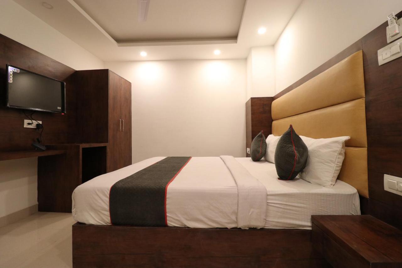 Hotel Tark Inn Near Igi Airport Νέο Δελχί Εξωτερικό φωτογραφία